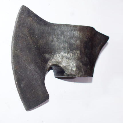 Medieval Axes: Tools of War and Valor